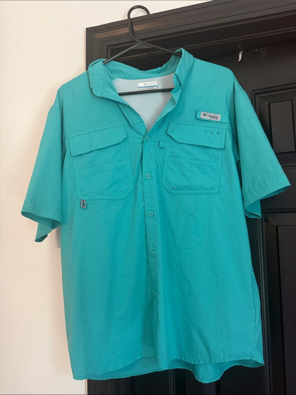 Columbia Teal Short-Sleeve Button-Down Fishing Shirt